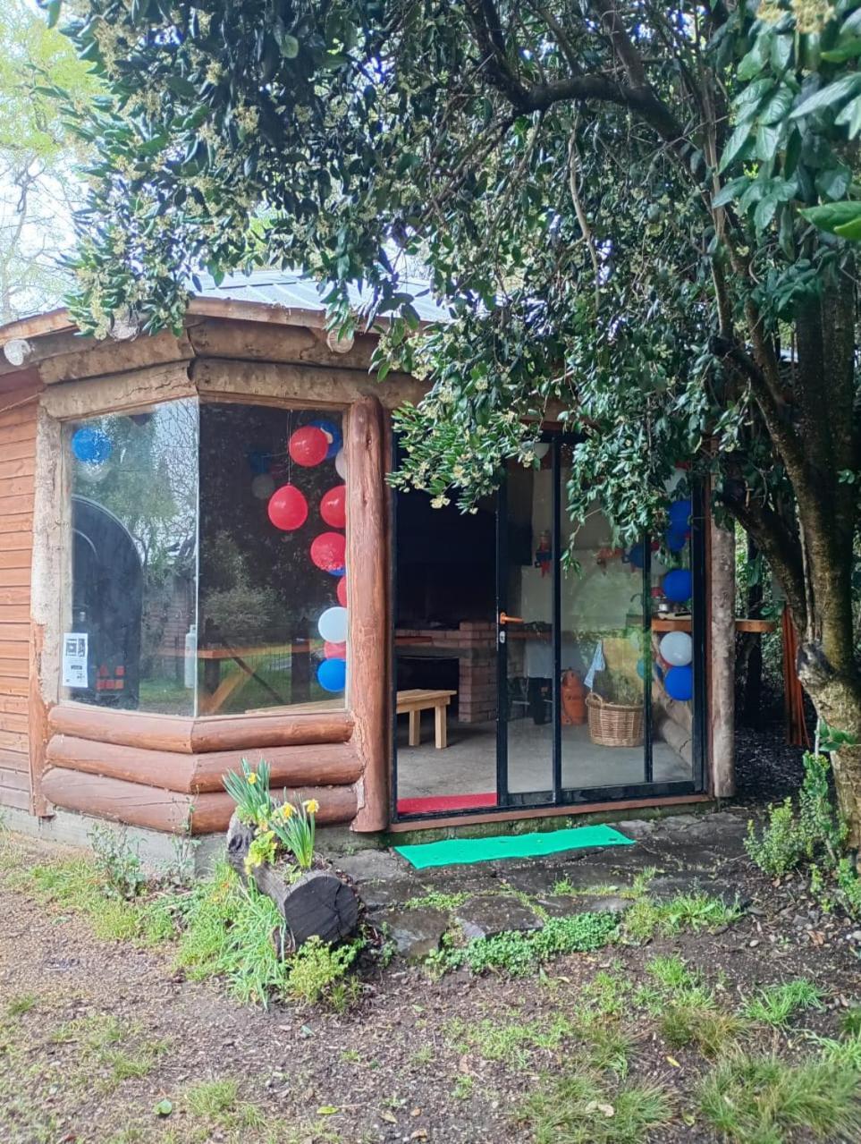 Hostal Quillelhue Pucon Bagian luar foto